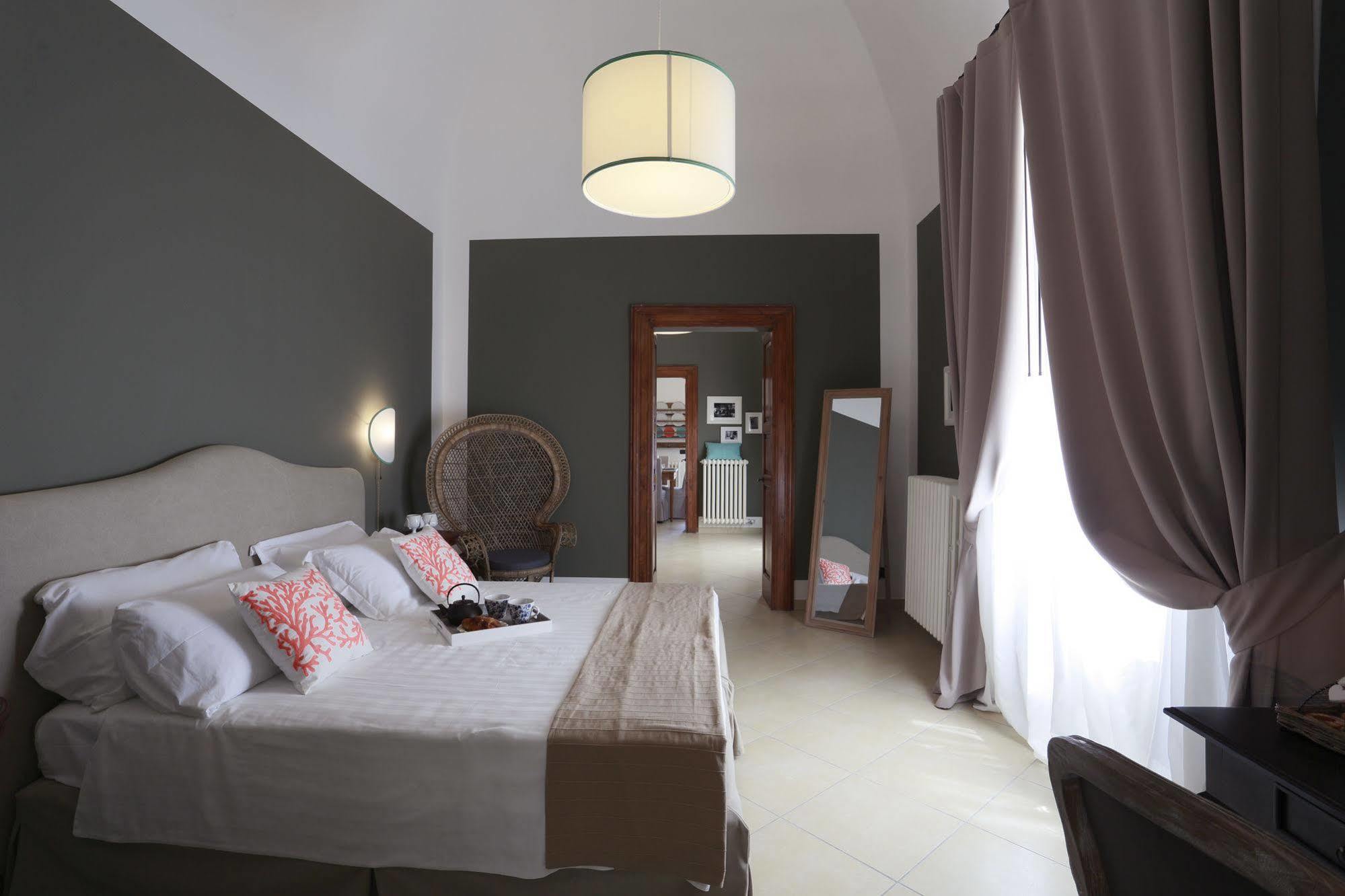 Santa Marta Suites & Apartments Lecce Buitenkant foto